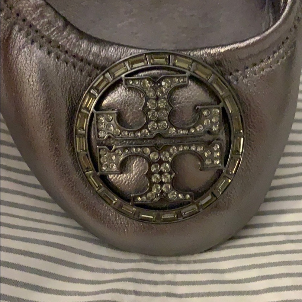 Tory Burch metallic flats - Picture 5 of 7